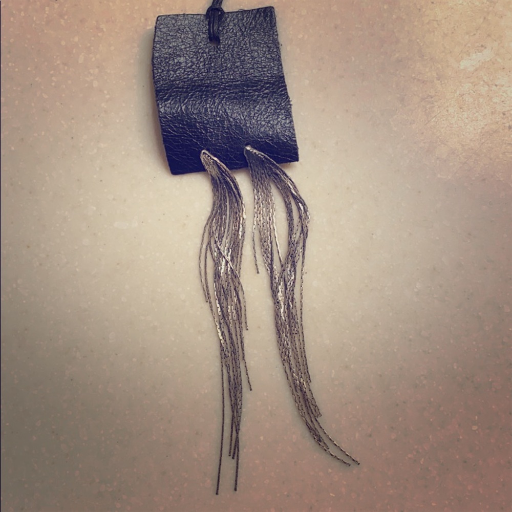 Urban Outfitters chain earrings - Picture 1 of 4